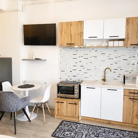 Hotel apartamentowy Nautic 23 In Asti Năvodari